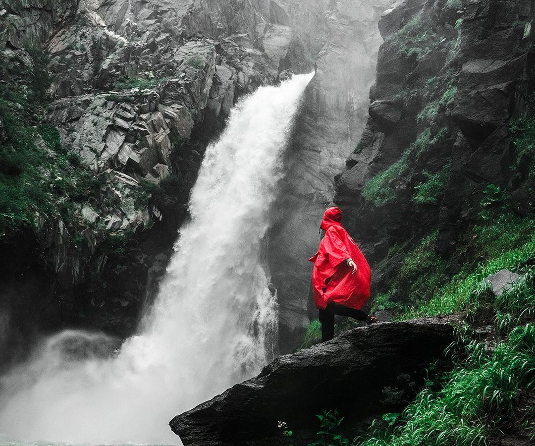 Волшебные водопады Алтая: индивидуальный джип-тур к Учару и Куркуре