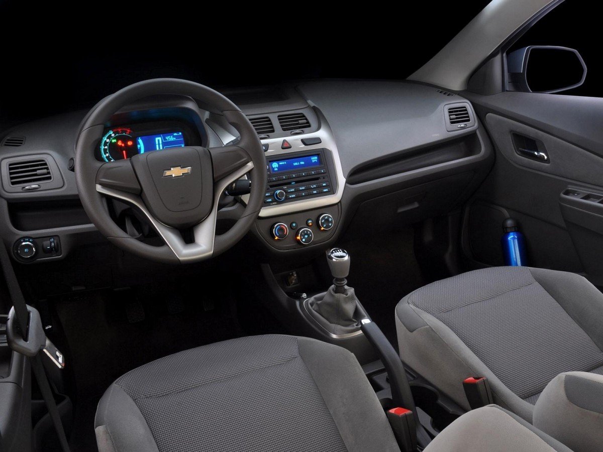 Chevrolet Cobalt: поколения по годам